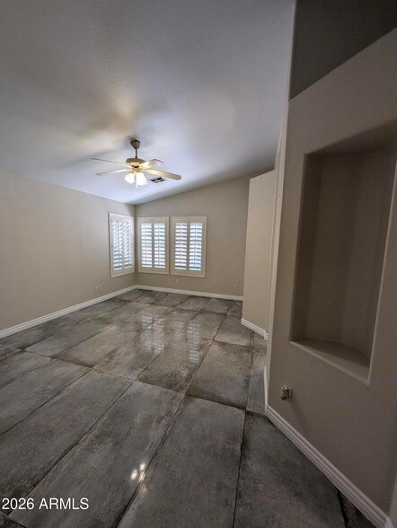 Foto del edificio - 1094 W Heather Ave