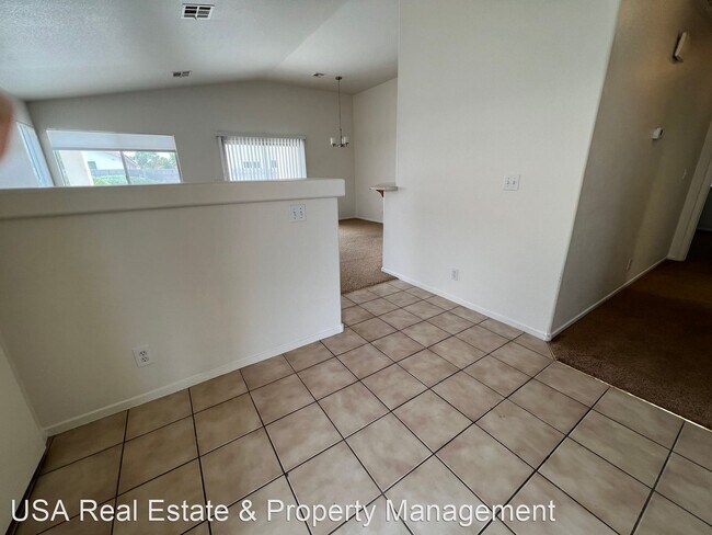 Building Photo - 3 br, 2 bath House - 1901 Desert Sage Avenue