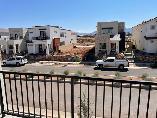 Foto del edificio - Pet friendly Desert Color Home - Internet ...