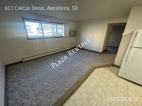 Building Photo - 2119 4th Ave SE