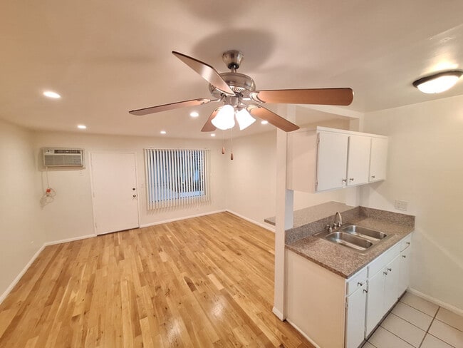 Building Photo - 4660 Kester Ave