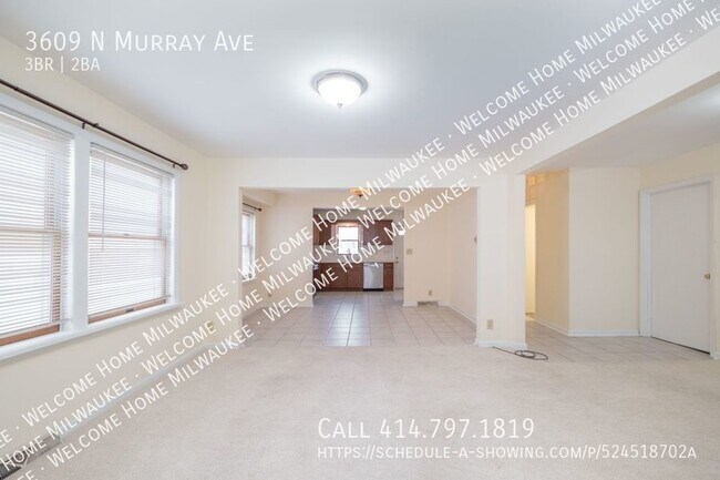 Building Photo - Welcome to this Gorgeous Shorewood Single ...
