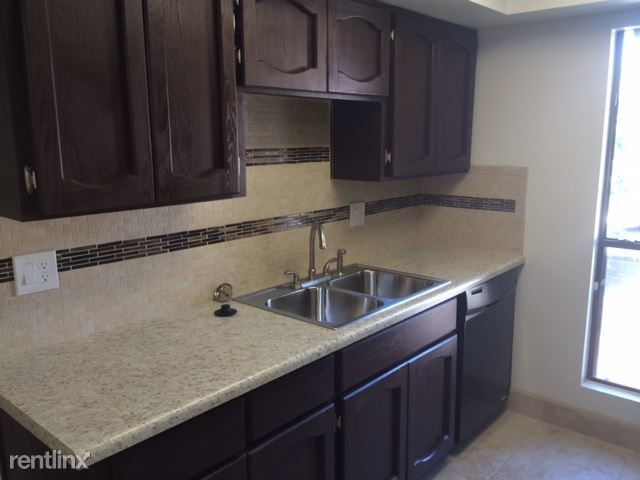 Foto del edificio - 1 br, 1 bath  - 3119 W Cochise Dr Unit 227
