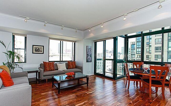 Foto del edificio - 1 Daniel Burnham Ct