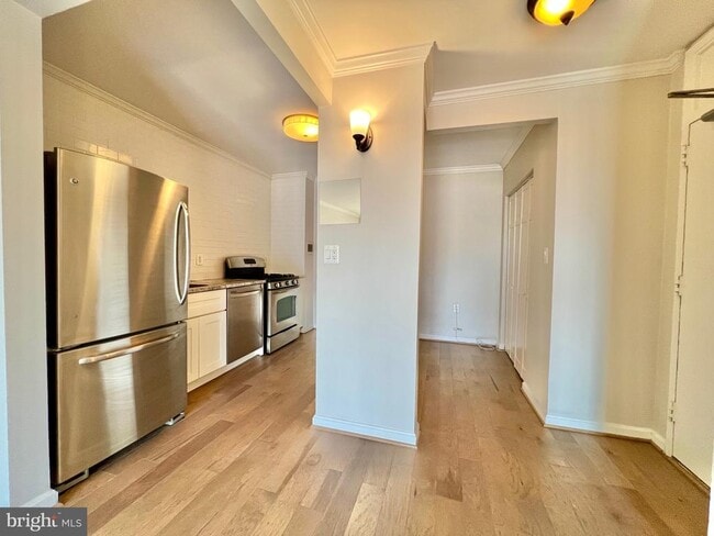 Foto del edificio - 4242 East-West Hwy