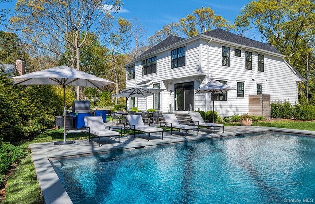 Foto del edificio - 17 Bayview Rd W