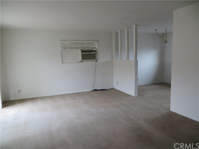 Primary Photo - 347 Woodland Pl