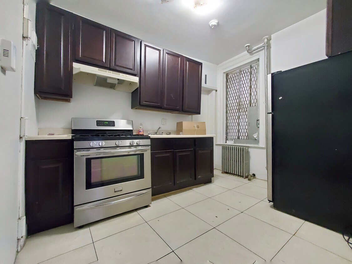 Foto principal - 1556 Atlantic Ave