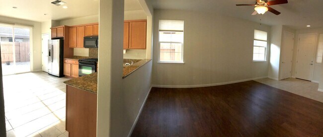 Foto del edificio - 55+ Community Home in Great Condition!