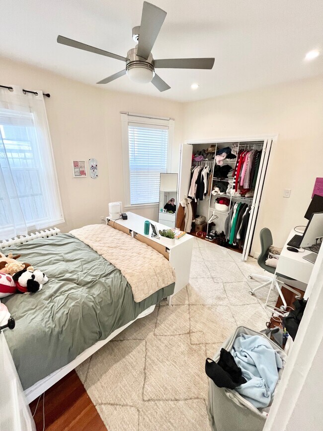 Building Photo - 73 Delle Ave