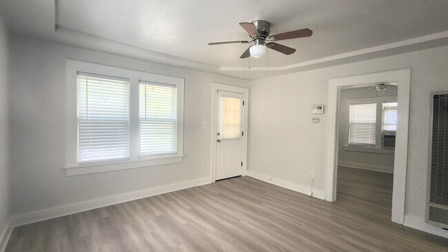 Foto del edificio - 1704 NW 41st St