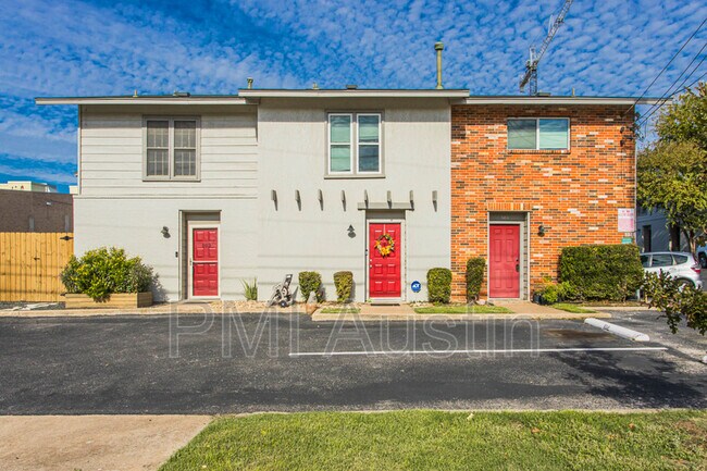 Foto del edificio - 2122 Hancock Dr