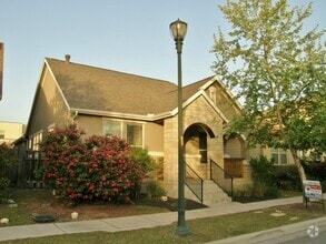 Building Photo - 4013 Threadgill St