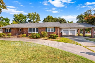 Building Photo - 1871 Pender Ave Building Photo - 1871 Pender Ave