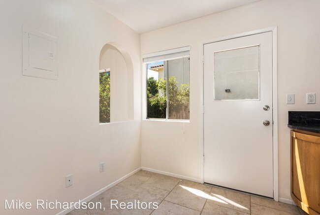 Building Photo - 3725 Mariana Way