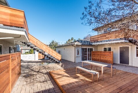 Building Photo - 3680 Greenlee Dr