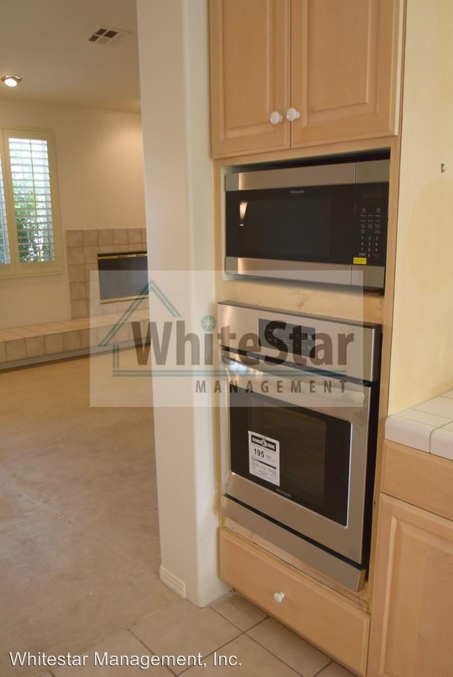 Building Photo - 3 br, 2 bath House - 42430 Rancho Las Palmas