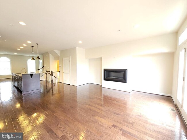 Foto del edificio - 3605 Katherine Way