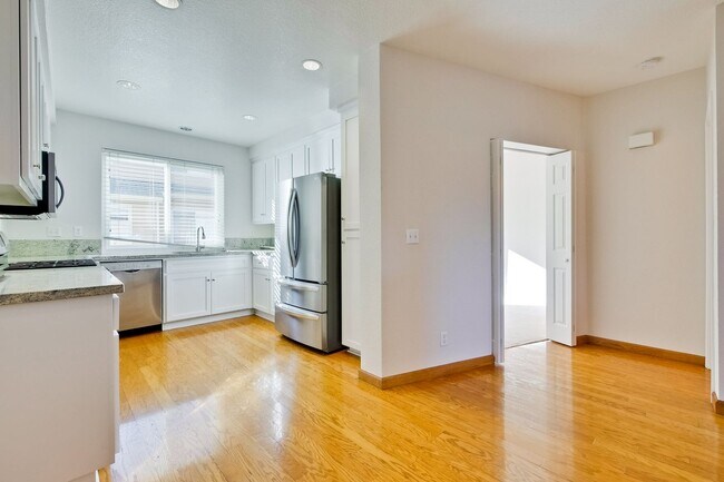 Foto del edificio - 4616 Hampton Falls Pl