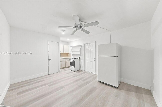Building Photo - 596 NW 109th St