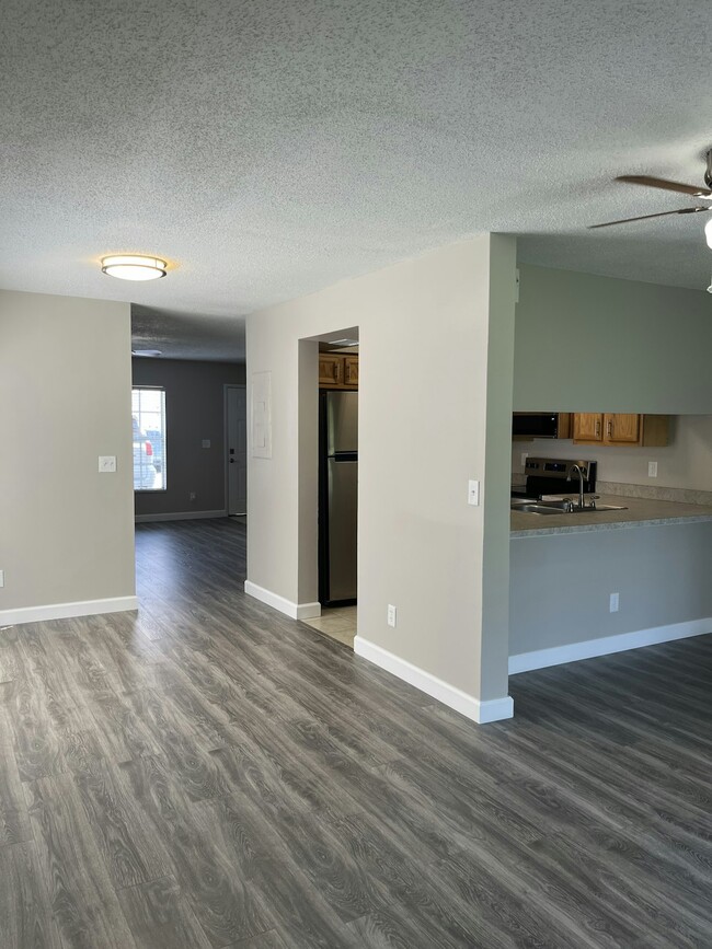 Building Photo - 5226 Sunridge Palms Dr