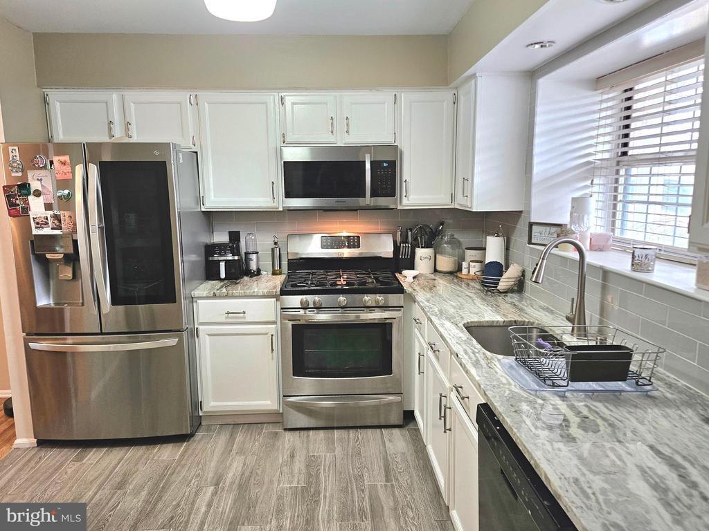 Foto principal - 17 Exeter Ct