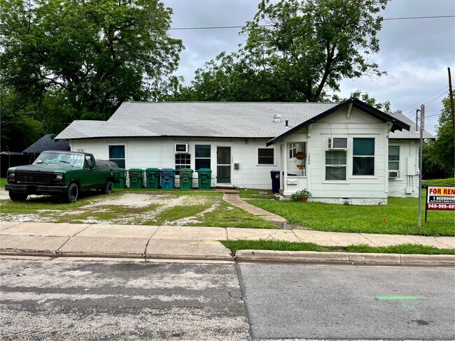 Photo - 301 Amarillo St. House