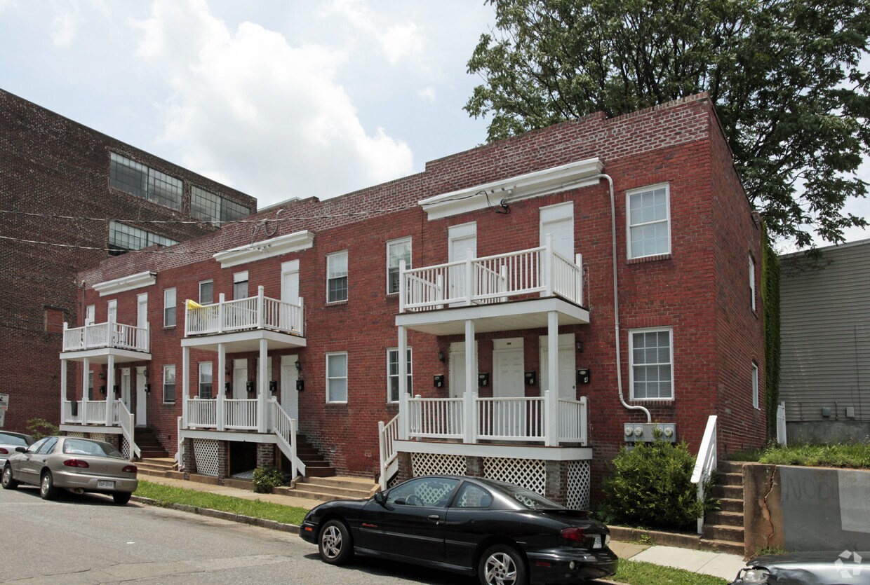 Foto del edificio - 710-714 Kinney St