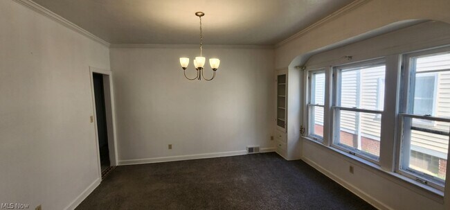 Building Photo - 3638 Chelton Rd