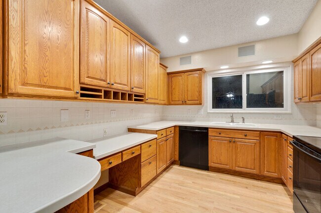 Building Photo - 4134 S Kalispell St