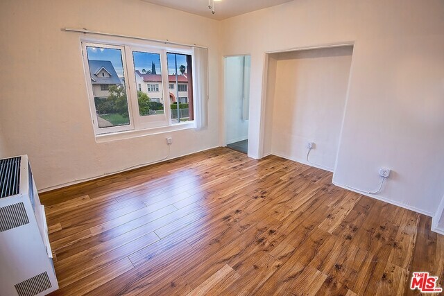 Building Photo - 1520 S Wilton Pl