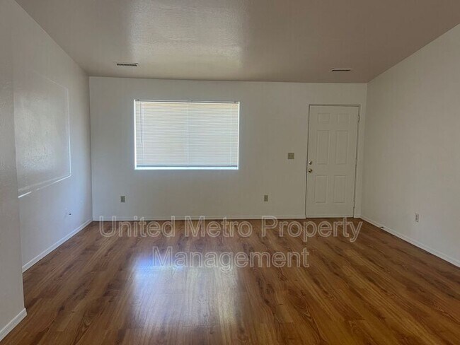 Building Photo - 5424 N. Western Blvd