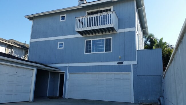 Building Photo - 1810 Marshallfield Ln