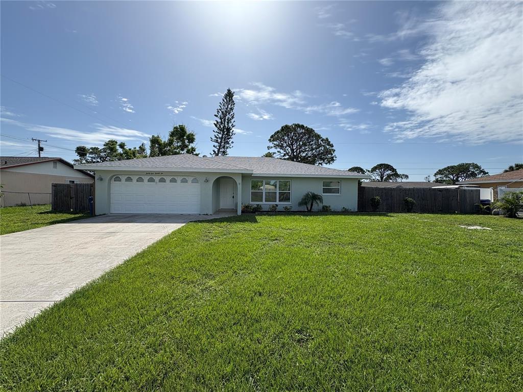 Primary Photo - 3126 Shamrock Dr