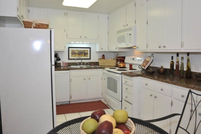 Montcalm Apartments Apartments in Saint Paul, MN