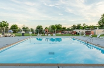 Building Photo - Greenbriar Estates
