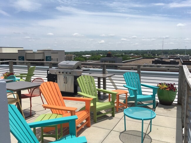 Foto del edificio - E300