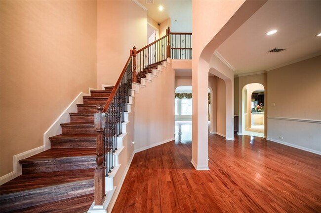 Building Photo - 7018 Spindle Pine Way