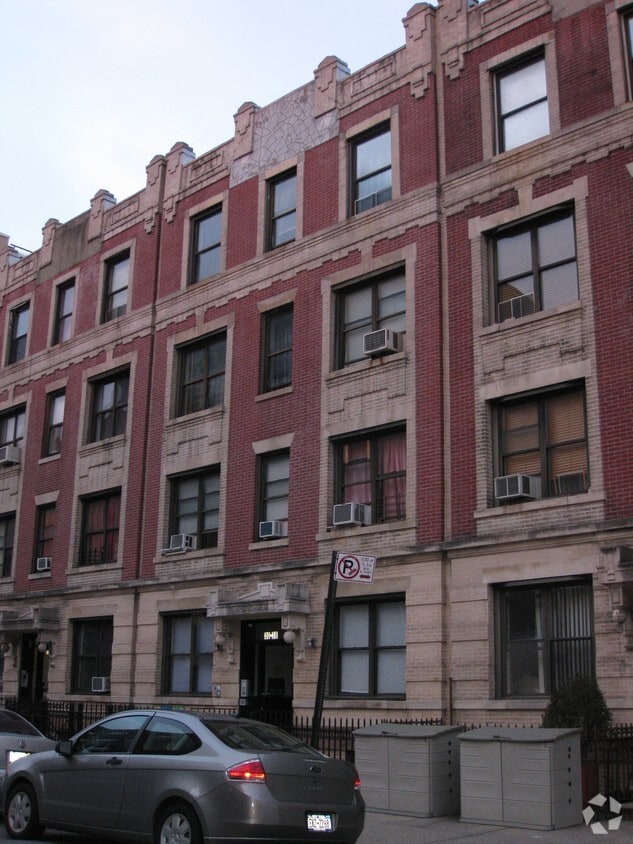 Primary Photo - 30-38 30th St