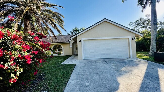 Foto del edificio - 12816 67th St N