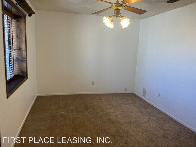 Foto del edificio - 3 br, 2 bath House - 208 S. Globe Ave.