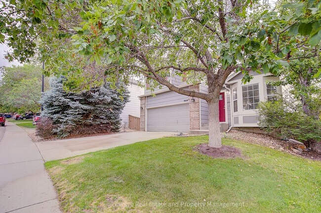 Foto del edificio - 9641 Cove Creek Dr