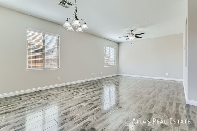 Foto del edificio - 624 Ryan Peak Ln
