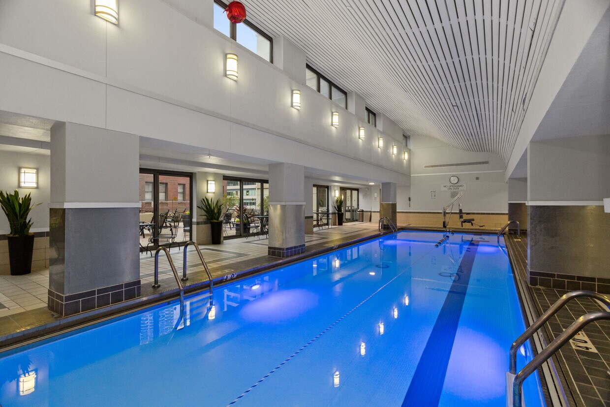 Foto principal - 440 N Wabash Ave
