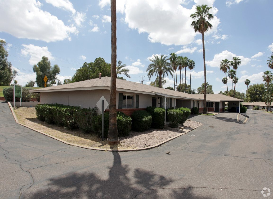 Primary Photo - Fairway Terrace Apartments