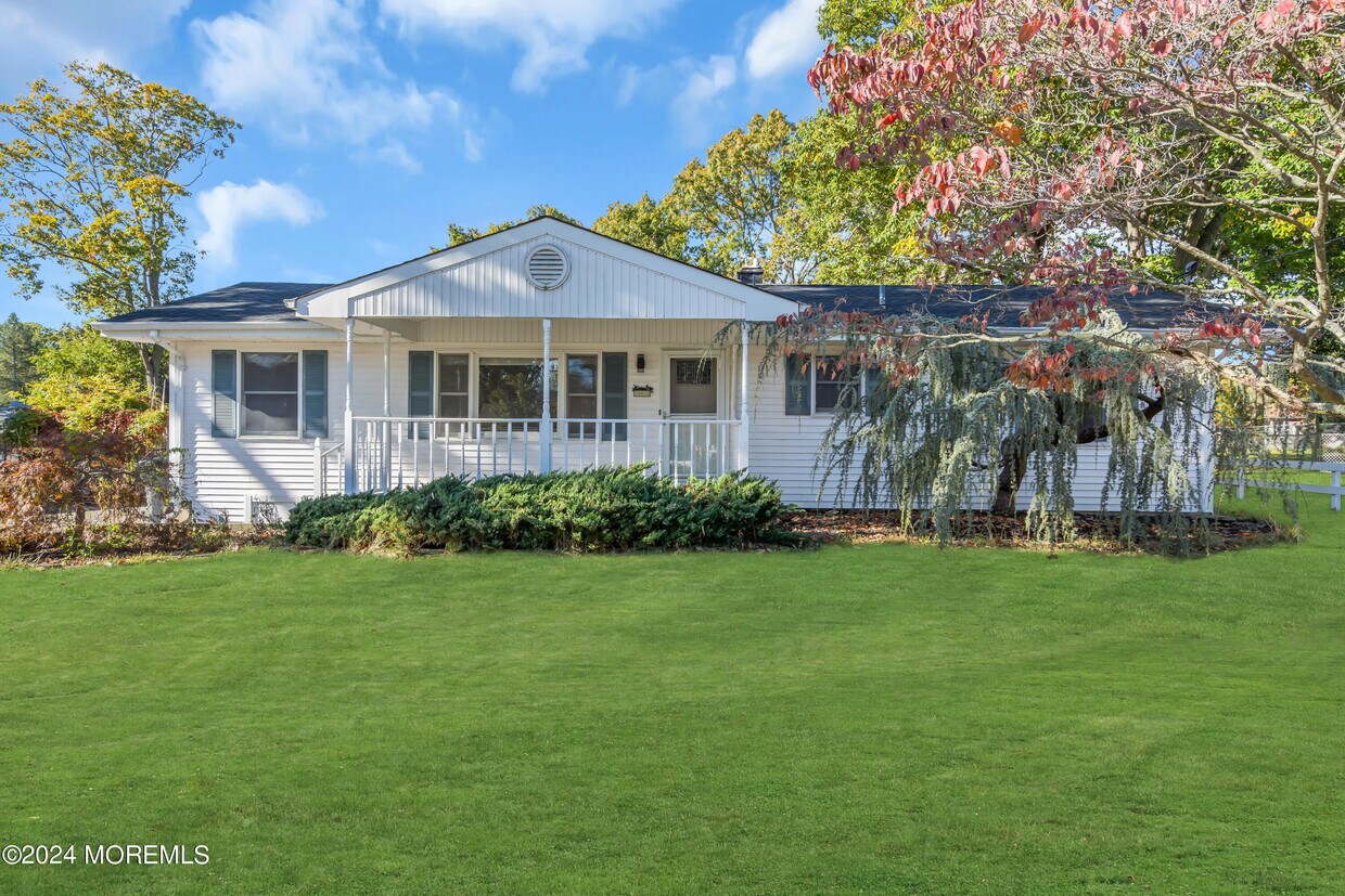 898 Bellwood Dr, Toms River, NJ 08753 House Rental in Toms River, NJ