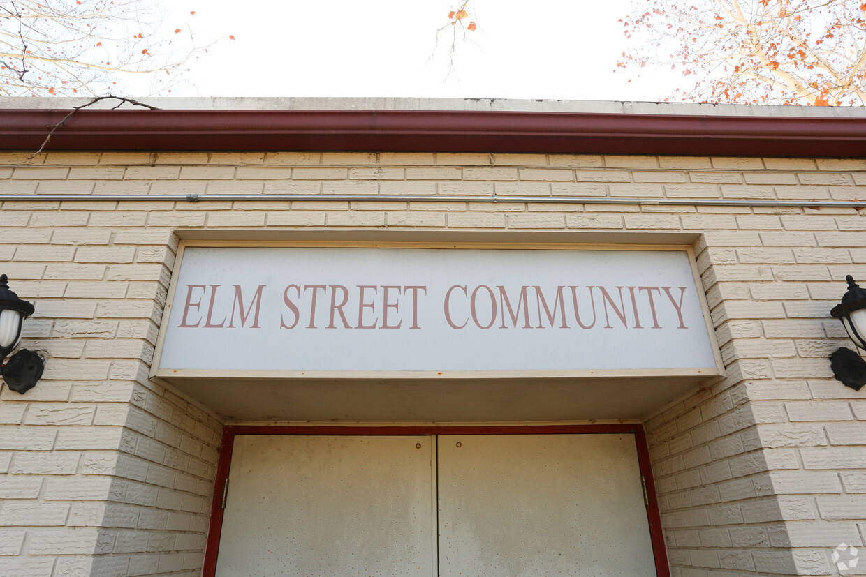 Building Photo - Elm Street Community