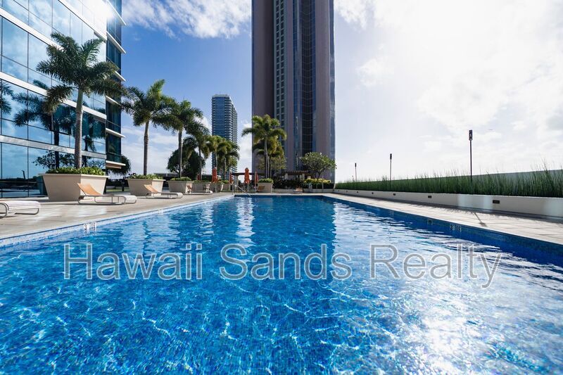 Foto principal - 555 South St