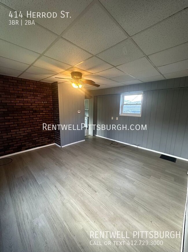 Foto del edificio - 3 Bedroom Home in West Mifflin