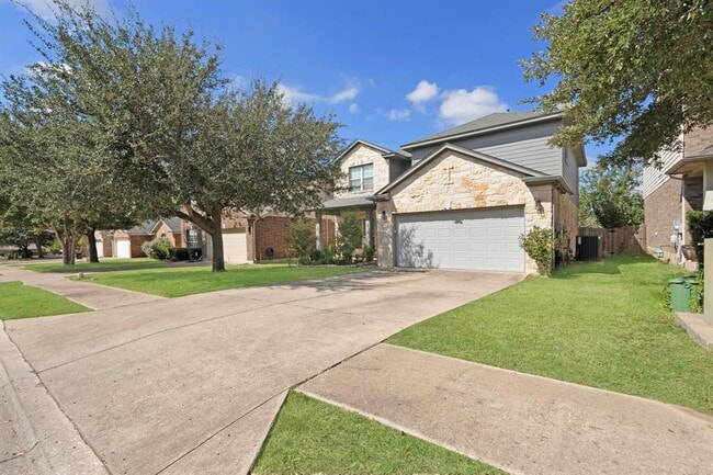 Building Photo - 11416 Flushwing Dr